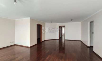 Apartamento à Venda – Excelente Localização e Ótima Distribuição Interna