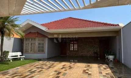 Casa com 3 quartos à venda no Centro, Iracemápolis 