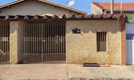 Casa Residencial para aluguel no bairro Parque Residencial Aeroporto