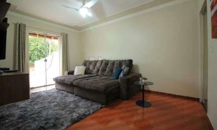 Casa Residencial à venda no bairro Parque Hippolyto