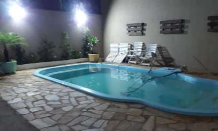 Casa Residencial à venda no bairro Jardim Alto das Águas