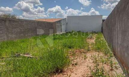 Terreno à venda na Vila Cristóvam, Limeira 