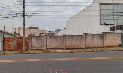 Terreno Comercial para aluguel no bairro Vila Camargo