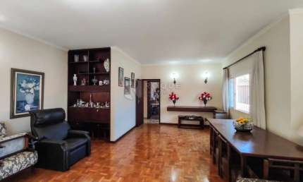 Casa com 5 quartos à venda na Vila Claudia, Limeira 