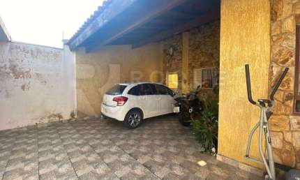 Casa Residencial à venda no bairro Jardim Santa Adélia