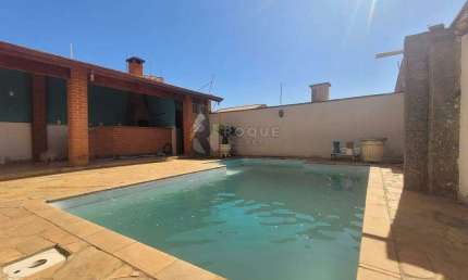 Casa com 4 quartos à venda na Vila Camargo, Limeira 