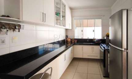 Excelente Casa Jd. São Lourenço próxima a Av. Lauro Corrêa