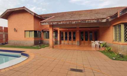 Casa em condomínio à venda no bairro Jardim Florença