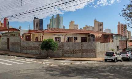 Casa Residencial para aluguel no bairro Jardim Mercedes
