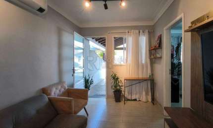 Casa em Condomínio Fechado – 3 Dormitórios | Cozinha Gourmet | Excelente Infraestrutura