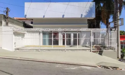 Casa Comercial para aluguel no bairro Vila São Luiz