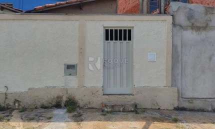 Casa Residencial para aluguel no bairro Parque Residencial Abílio Pedro