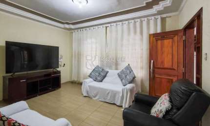 Casa com 4 quartos à venda no Parque Novo Mundo, Limeira 