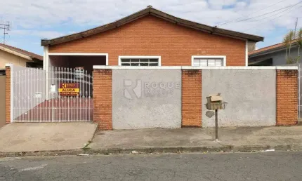 Casa Residencial para aluguel no bairro Parque Hippolyto