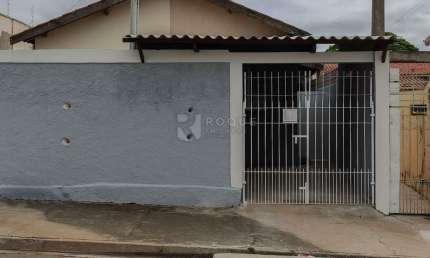 Casa Residencial para aluguel no bairro Jardim Esmeralda