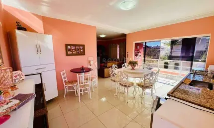 Linda casa à Venda no Roland III – Conforto, Estilo e Lazer em um Só Lugar!