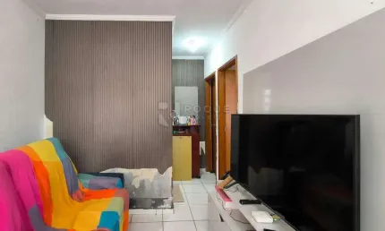 Casa Residencial à venda no bairro Jardim Residencial e Comercial Alto dos Laranjais