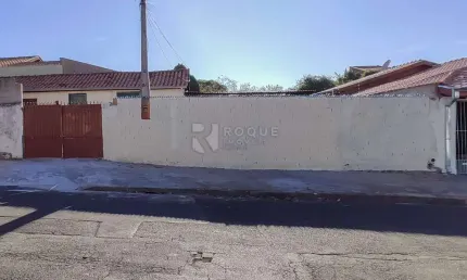 Casa Residencial para aluguel no bairro Vila Queiroz