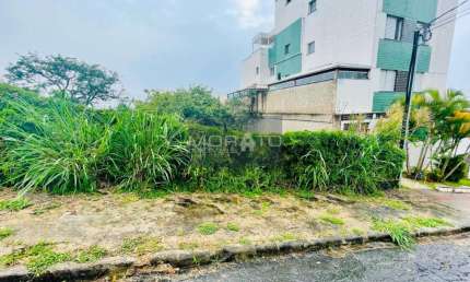 Terreno à venda na Rua Júlio Soares Santana, --, Ouro Preto, Belo Horizonte