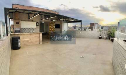 Cobertura com 4 quartos sendo 4 suítes com 4 vagas de garagem no bairro Castelo.