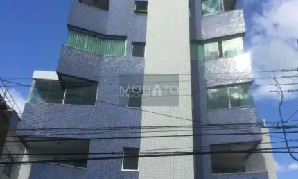 Cobertura com 3 quartos sendo 1 suíte com 4 vagas de garagem no bairro Eldorado.