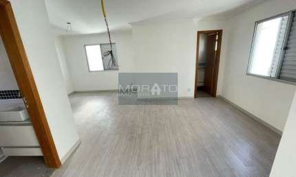 Apartamento 2 Quartos, 1 Suíte, 1 Vaga no Bairro Fernão Dias