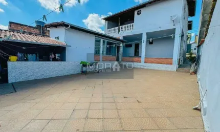 Casa 4 Quartos, 1 Suíte, 4 Vagas de garagem no Bairro Santa Mônica.