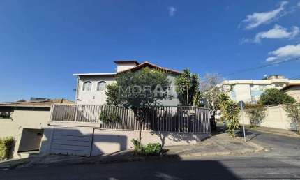 Casa 5 Quartos, Suíte, 2 Vagas no Bairro Ouro Preto