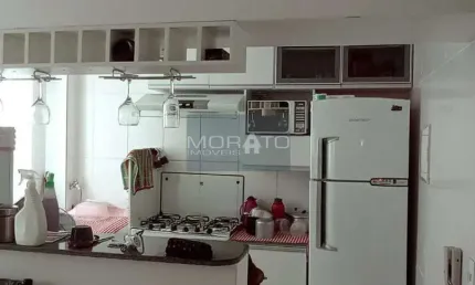 Oportunidade 2 quartos com planejados região do Cabral