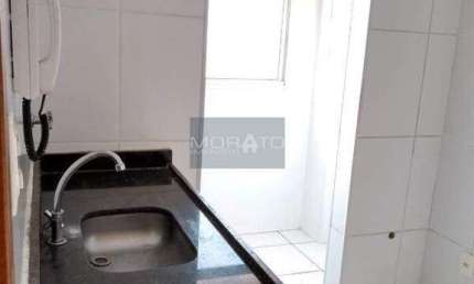 Excelente apartamento 2 quartos com varanda no Alvorada
