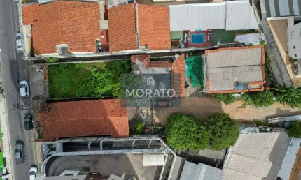 Lote em região comercial e residencial do Bairro Liberdade.
