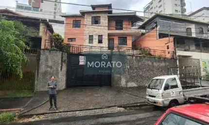 Casa de 4 quartos 3 banheiros 3 vagas de garagem jardim riacho