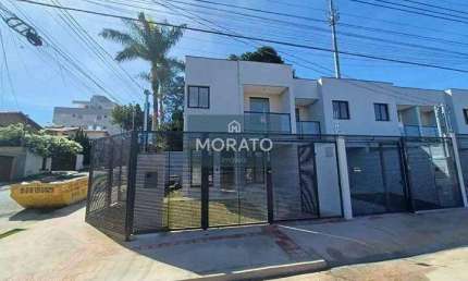 Casa Geminada 3 Qaurtos, Suíte, 1 Vaga de Garagem no Bairro Planalto