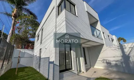Casa Geminada 3 Qaurtos, Suíte, 1 Vaga de Garagem no Bairro Planalto