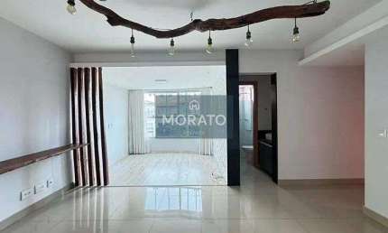 Área Privativa à venda com 2 quartos e 2 vagas de garagem no Bairro Castelo