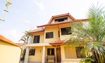 Excelente Quadruplex no Mossunguê para venda ou locação | 349 m² construídos | Terreno de 400 m²