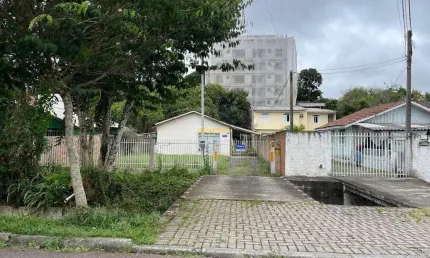 Terreno à venda na Rua Diógenes do Brasil Lobato, 472, Tingui, Curitiba