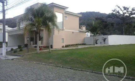 Casa em condomínio fechado com 4 quartos à venda na Avenida das Arapongas, 1265, Ariribá, Balneário Camboriú por R$ 3.350.000