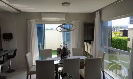 Casa em condomínio fechado à venda na Rua Ivo José Rebello, 610, Santa Regina, Camboriú por R$ 3.800.000