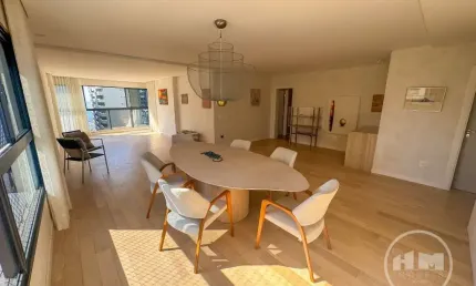 Apartamento com 4 quartos para alugar na Avenida Brasil, 380, Centro, Balneário Camboriú por R$ 19.000