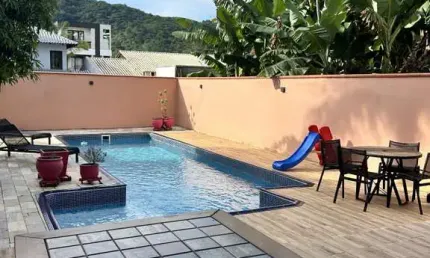 Casa com 3 quartos à venda na Ildefonso Martins, 267, Barra, Balneário Camboriú por R$ 2.950.000