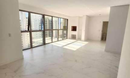 Apartamento com 4 quartos à venda na Rua Protásio Boaventura Caetano, 145, Pioneiros, Balneário Camboriú por R$ 2.990.000