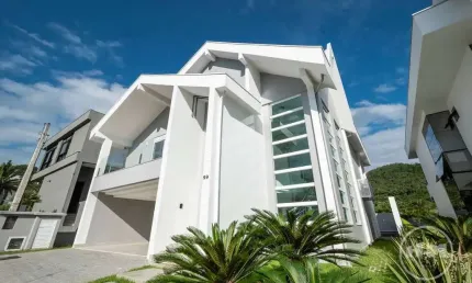 Casa em condomínio fechado com 5 quartos à venda na Avenida das Arapongas, 1265, Ariribá, Balneário Camboriú por R$ 6.500.000