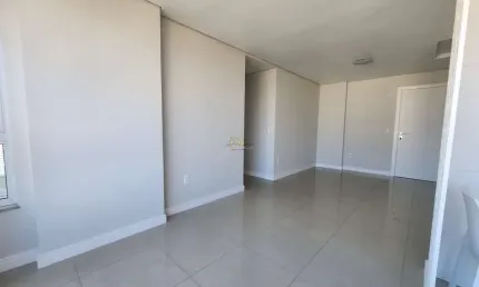 Venda de Apartamento com 02 Suítes, Semimobiliado, Vista Rio e Mar, no Centro de Itajaí-SC