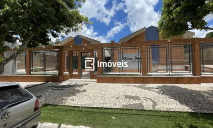Apartamento de 02 quartos em frente ao Parque das Nações
