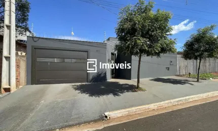 Casa de 03 quartos com suíte próximo à leroy merlin