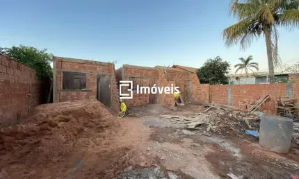 Casa de 02 quartos com suíte no nossa senhora das graças.