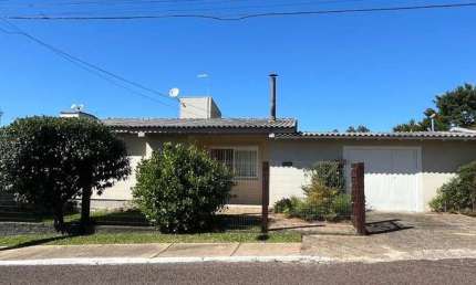 Casa Residencial de 3 quartos no bairro Jardim Mauá
