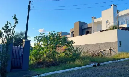Terreno com 306,50m² localizado no Bairro Hamburgo Velho/RS