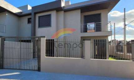 Casa com 3 dormitórios, sendo 1 suíte, pátio em ótima localização no Bairro Boa Vista - Novo Hamburgo/RS